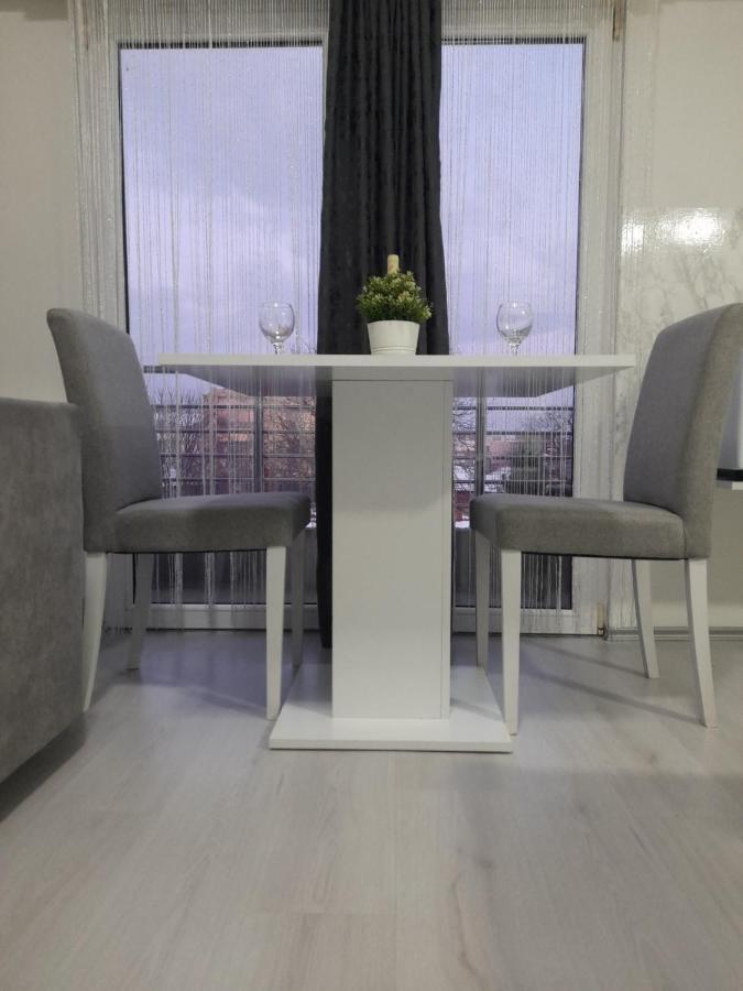 Family Apartmani Le Лесковац Экстерьер фото