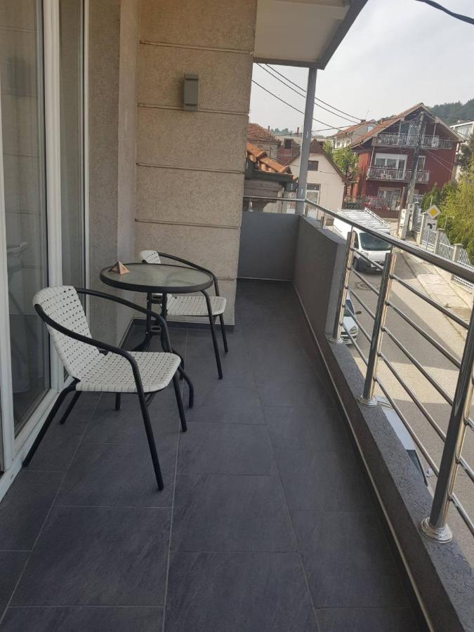 Family Apartmani Le Лесковац Экстерьер фото