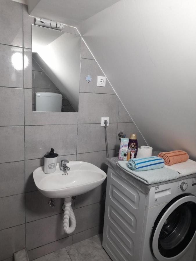 Family Apartmani Le Лесковац Экстерьер фото
