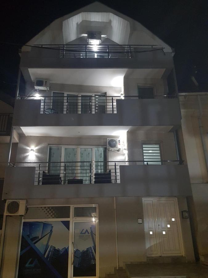 Family Apartmani Le Лесковац Экстерьер фото